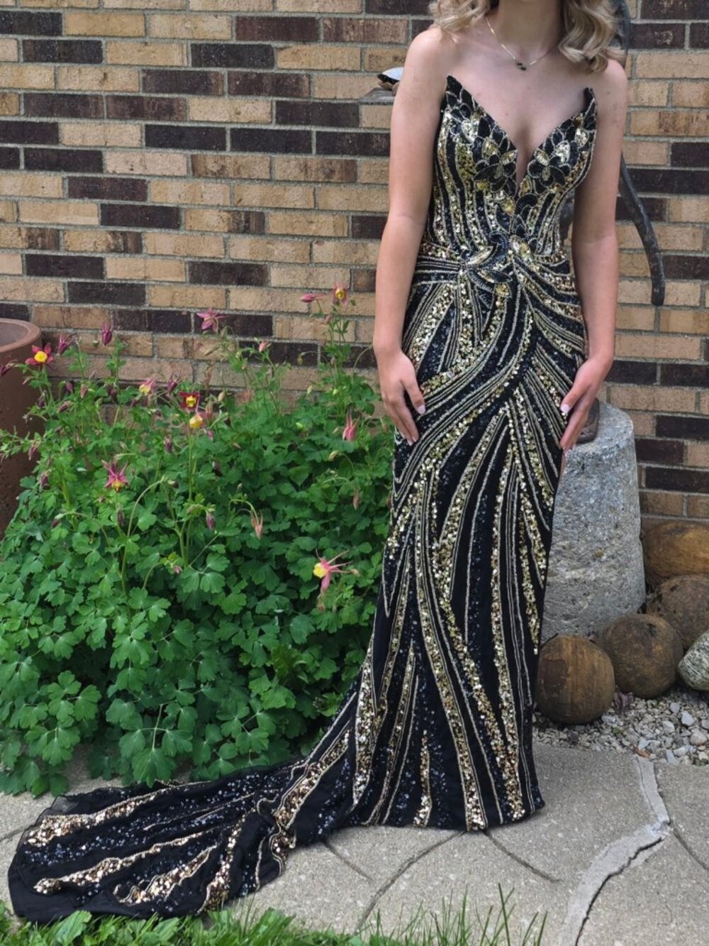 Ashley Lauren Prom Dress Size 2 (Fits 0)